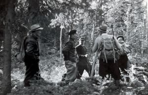 photo672582285592 inner 470 622 651 616 482 905 667