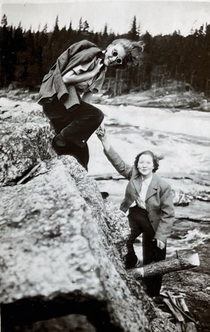 photo672582723140 inner 370 662 688 661 368 687